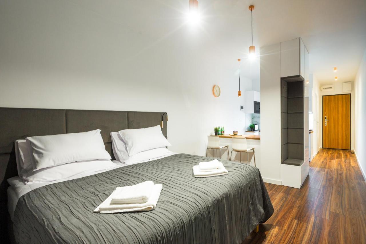 Sky Apartments 波兹南 外观 照片