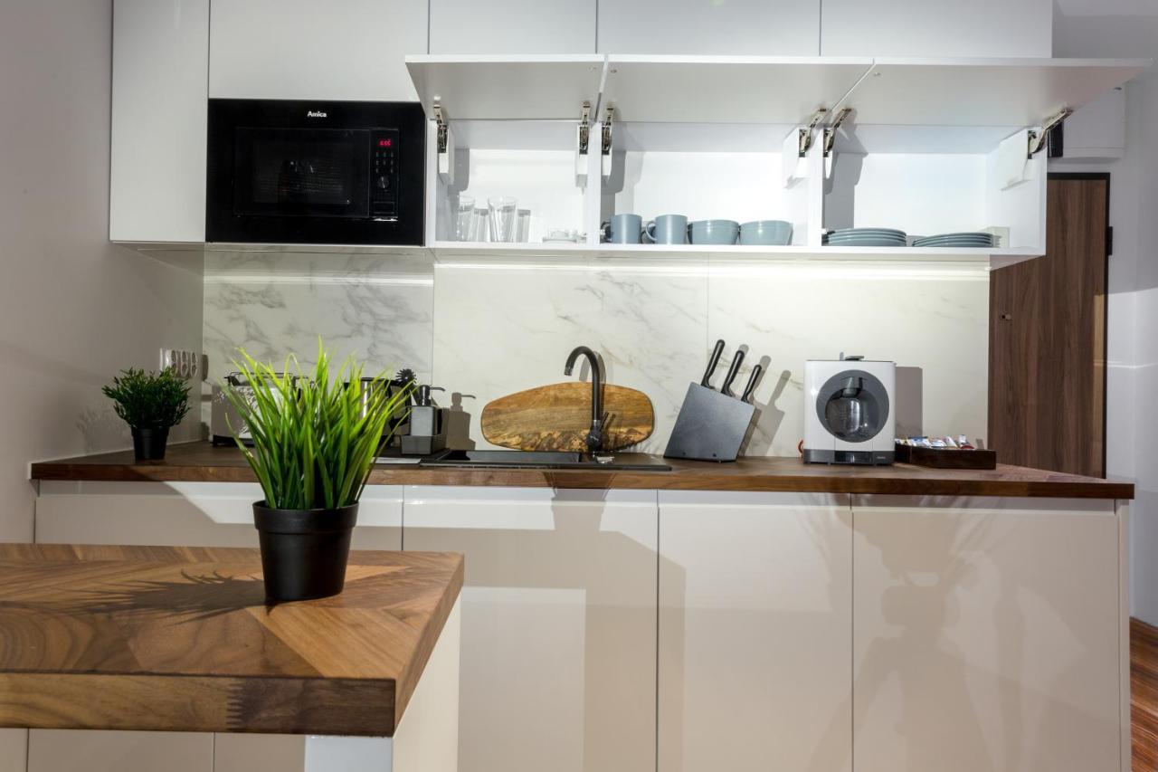 Sky Apartments 波兹南 外观 照片