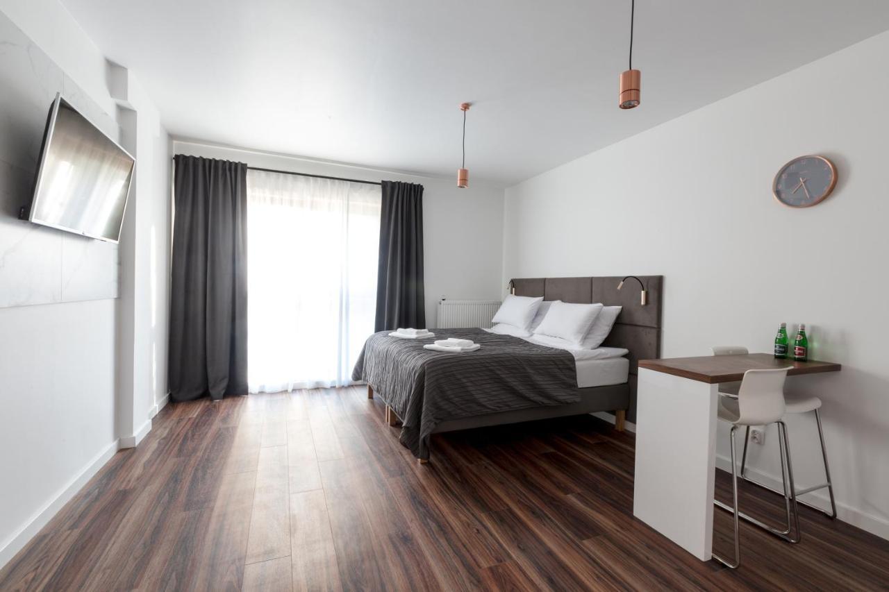 Sky Apartments 波兹南 外观 照片