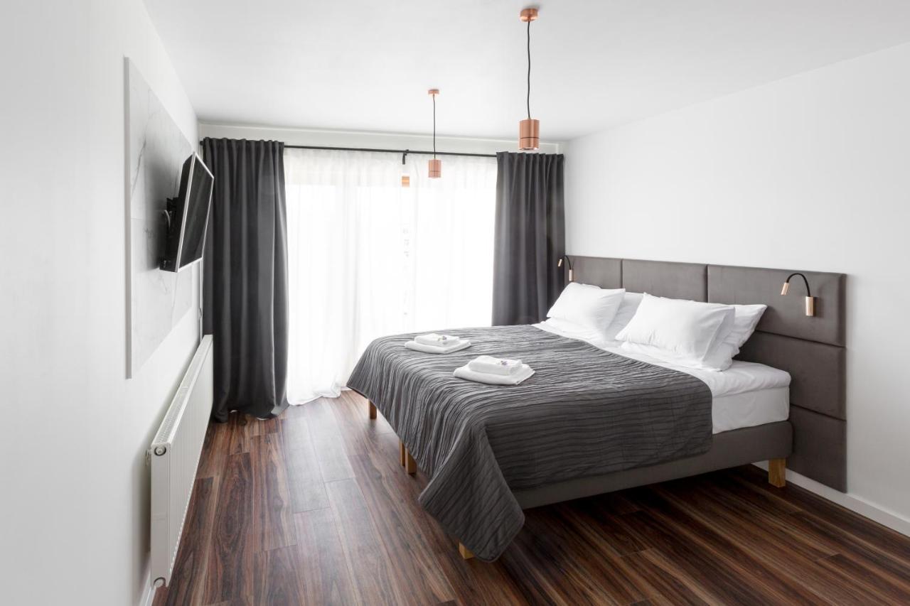 Sky Apartments 波兹南 外观 照片