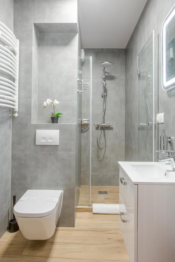 Sky Apartments 波兹南 外观 照片